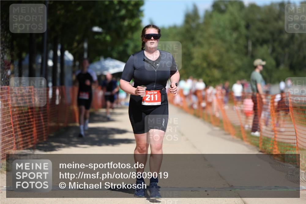 07.09.2025 - 19. Norderstedt Triathlon Michael Strokosch http://msf.ph/oto/8809019 07.09.2025 13:22:46 Laufen 211, 1356 meine-sportfotos.de