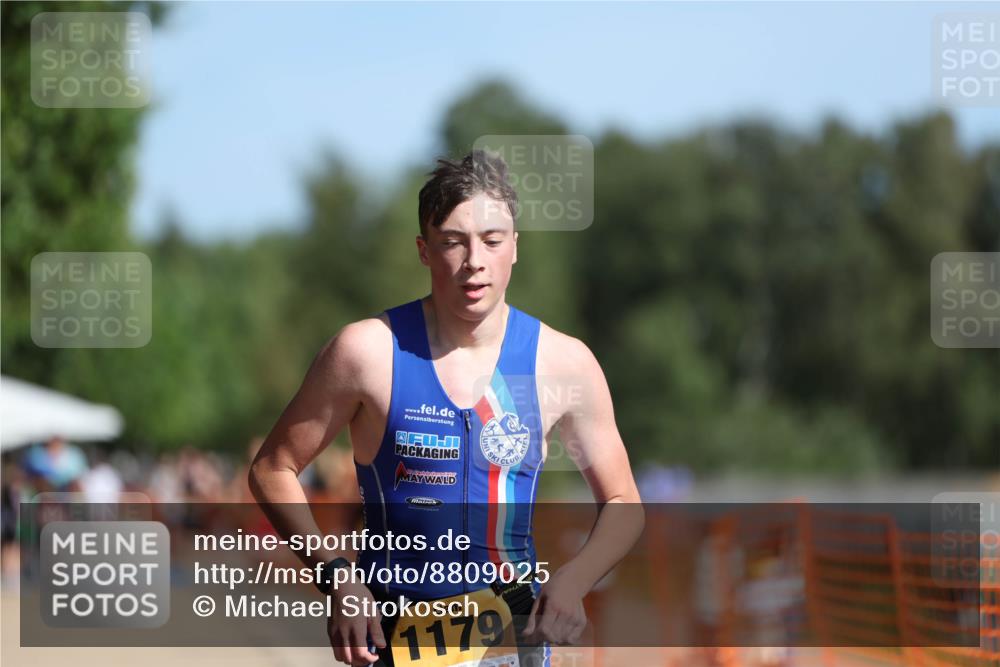 07.09.2025 - 19. Norderstedt Triathlon Michael Strokosch http://msf.ph/oto/8809025 07.09.2025 11:35:54 Laufen 1179, 1211 meine-sportfotos.de