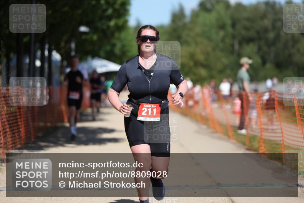 07.09.2025 - 19. Norderstedt Triathlon Michael Strokosch http://msf.ph/oto/8809028 07.09.2025 13:22:47 Laufen 211, 766, 1356 meine-sportfotos.de