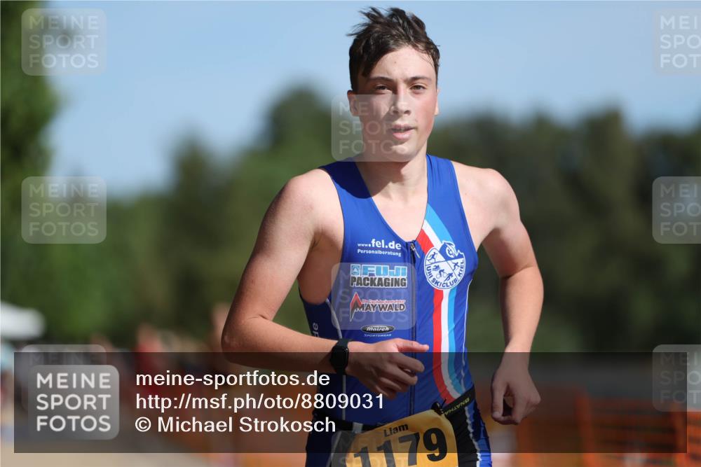 07.09.2025 - 19. Norderstedt Triathlon Michael Strokosch http://msf.ph/oto/8809031 07.09.2025 11:35:55 Laufen 1179, 1211 meine-sportfotos.de