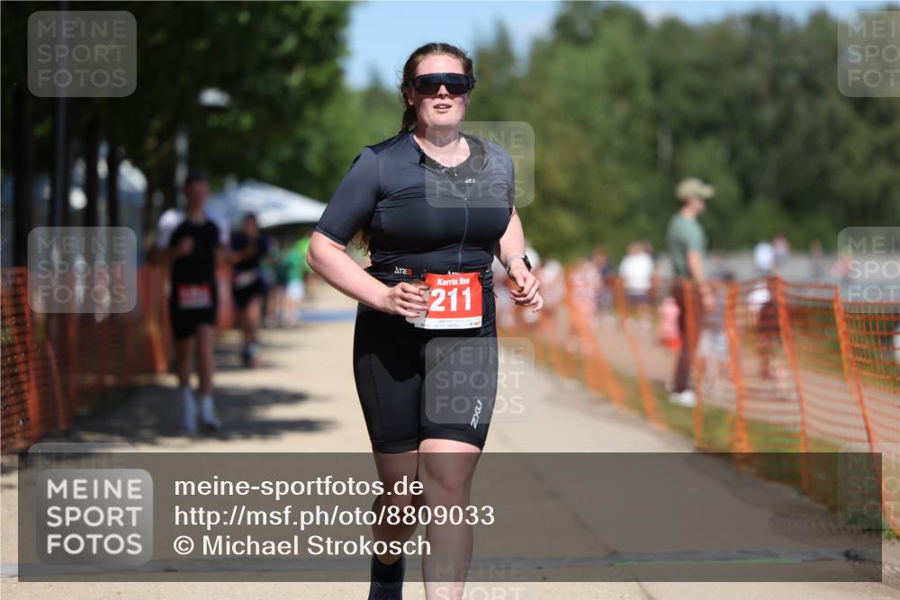 07.09.2025 - 19. Norderstedt Triathlon Michael Strokosch http://msf.ph/oto/8809033 07.09.2025 13:22:47 Laufen 211, 766, 1356 meine-sportfotos.de