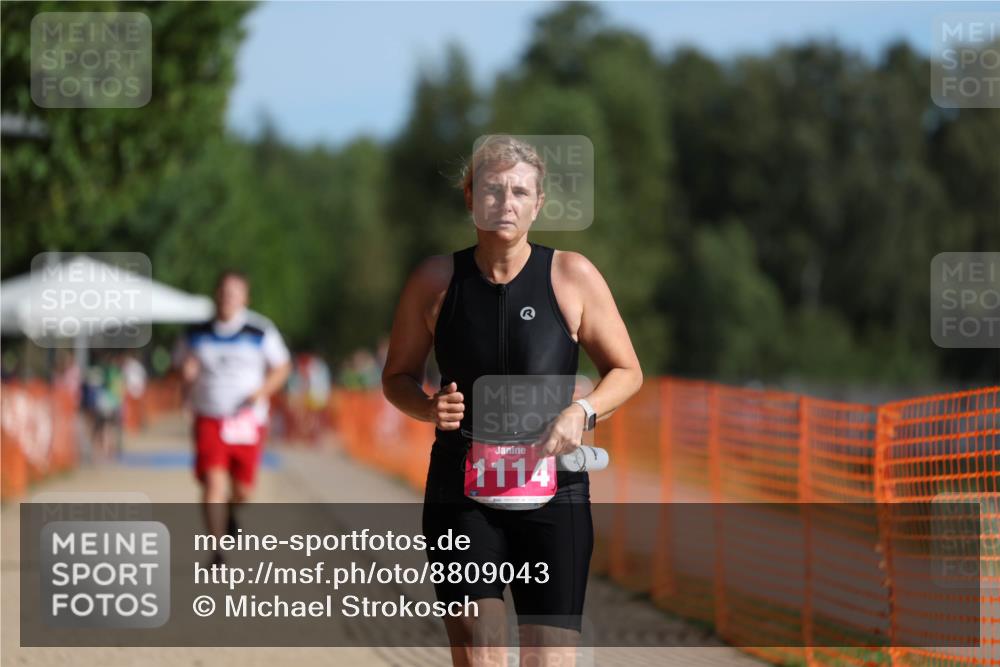 07.09.2025 - 19. Norderstedt Triathlon Michael Strokosch http://msf.ph/oto/8809043 07.09.2025 10:35:10 Laufen 1114, 1126 meine-sportfotos.de