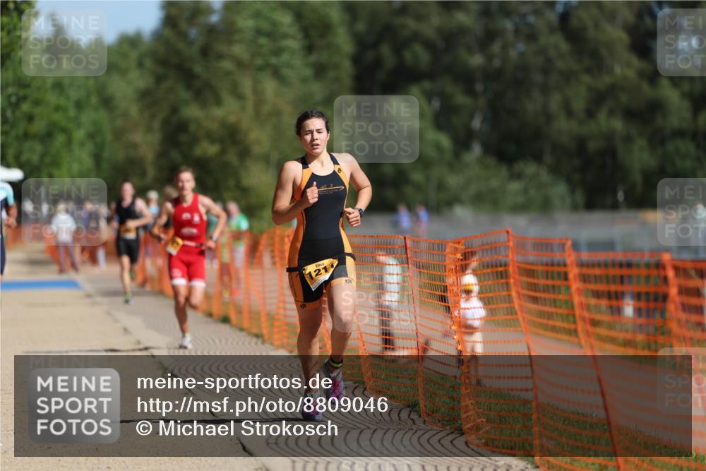 07.09.2025 - 19. Norderstedt Triathlon Michael Strokosch http://msf.ph/oto/8809046 07.09.2025 11:35:58 Laufen 749, 1163, 1179, 1211 meine-sportfotos.de
