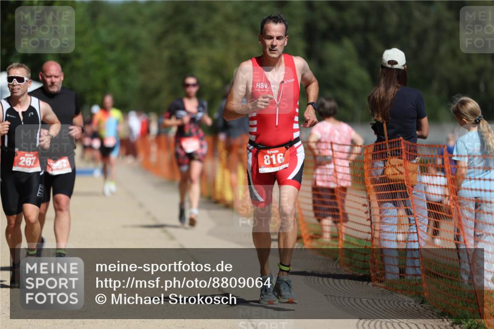 07.09.2025 - 19. Norderstedt Triathlon Michael Strokosch http://msf.ph/oto/8809064 07.09.2025 12:45:40 Laufen 184, 245, 267, 816, 1386, 1397 meine-sportfotos.de