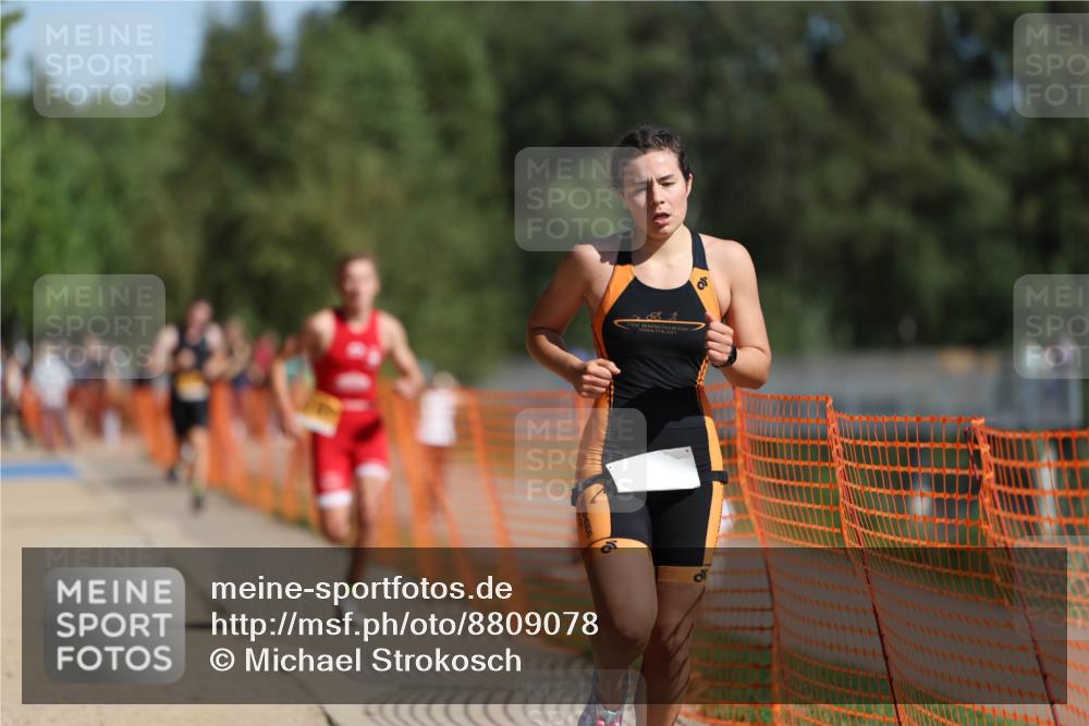 07.09.2025 - 19. Norderstedt Triathlon Michael Strokosch http://msf.ph/oto/8809078 07.09.2025 11:36:00 Laufen 749, 1163, 1211 meine-sportfotos.de