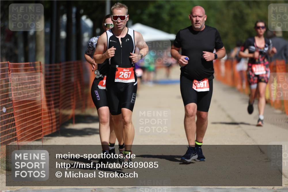 07.09.2025 - 19. Norderstedt Triathlon Michael Strokosch http://msf.ph/oto/8809085 07.09.2025 12:45:41 Laufen 184, 245, 267, 816, 1386, 1397 meine-sportfotos.de
