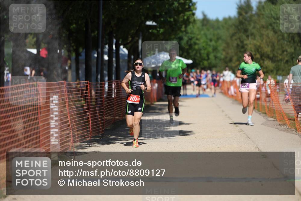 07.09.2025 - 19. Norderstedt Triathlon Michael Strokosch http://msf.ph/oto/8809127 07.09.2025 13:23:05 Laufen 327, 348, 707 meine-sportfotos.de