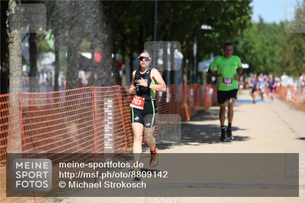 07.09.2025 - 19. Norderstedt Triathlon Michael Strokosch http://msf.ph/oto/8809142 07.09.2025 13:23:06 Laufen 327, 348, 707 meine-sportfotos.de