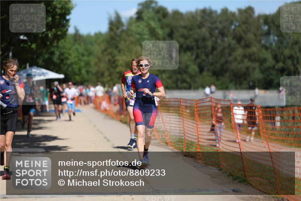 07.09.2025 - 19. Norderstedt Triathlon Michael Strokosch http://msf.ph/oto/8809233 07.09.2025 13:23:22 Laufen 274, 343, 799, 855 meine-sportfotos.de