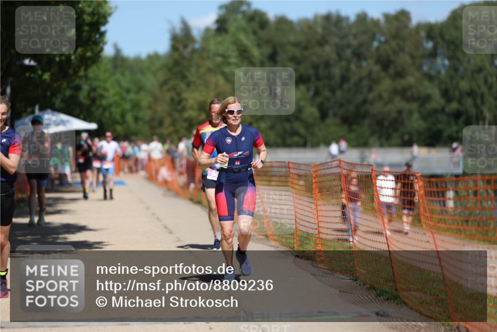 07.09.2025 - 19. Norderstedt Triathlon Michael Strokosch http://msf.ph/oto/8809236 07.09.2025 13:23:22 Laufen 274, 343, 799, 855 meine-sportfotos.de