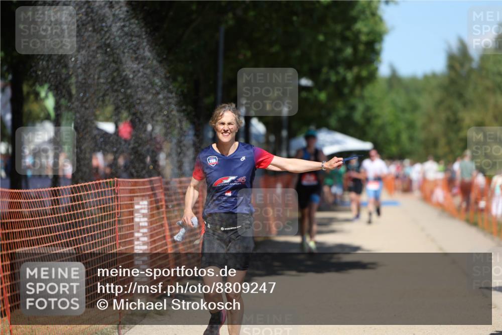 07.09.2025 - 19. Norderstedt Triathlon Michael Strokosch http://msf.ph/oto/8809247 07.09.2025 13:23:23 Laufen 274, 343, 799, 855 meine-sportfotos.de