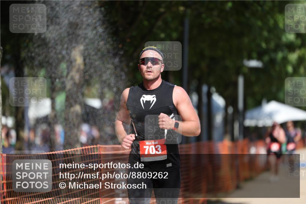 07.09.2025 - 19. Norderstedt Triathlon Michael Strokosch http://msf.ph/oto/8809262 07.09.2025 12:46:09 Laufen 703, 1370, 1382 meine-sportfotos.de
