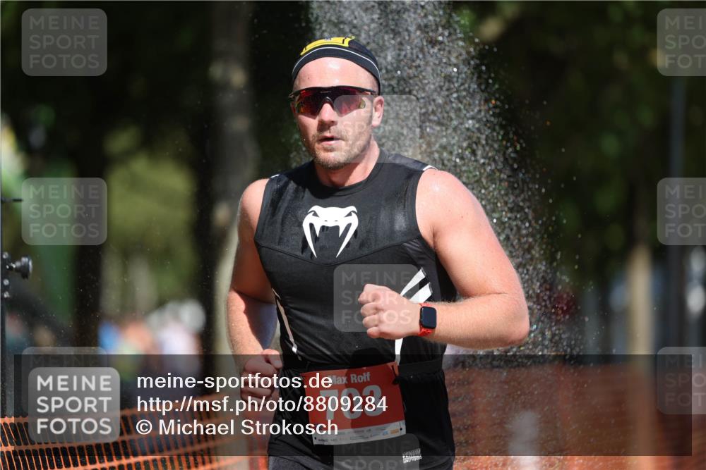 07.09.2025 - 19. Norderstedt Triathlon Michael Strokosch http://msf.ph/oto/8809284 07.09.2025 12:46:10 Laufen 703, 1370, 1382 meine-sportfotos.de