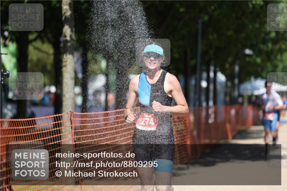 07.09.2025 - 19. Norderstedt Triathlon Michael Strokosch http://msf.ph/oto/8809295 07.09.2025 13:23:29 Laufen 174, 274, 343 meine-sportfotos.de