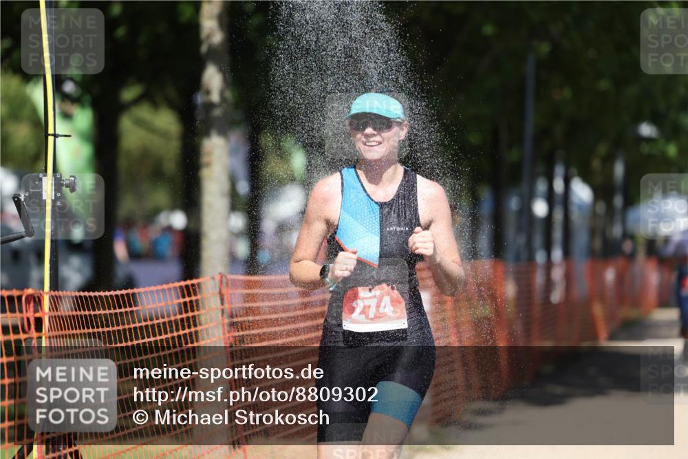 07.09.2025 - 19. Norderstedt Triathlon Michael Strokosch http://msf.ph/oto/8809302 07.09.2025 13:23:29 Laufen 174, 274, 343 meine-sportfotos.de