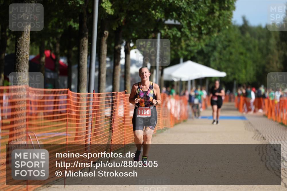 07.09.2025 - 19. Norderstedt Triathlon Michael Strokosch http://msf.ph/oto/8809305 07.09.2025 10:36:27 Laufen 1150 meine-sportfotos.de