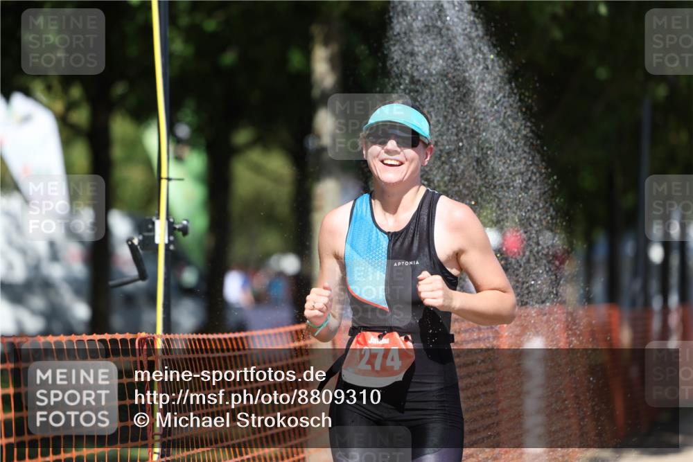 07.09.2025 - 19. Norderstedt Triathlon Michael Strokosch http://msf.ph/oto/8809310 07.09.2025 13:23:30 Laufen 174, 274, 343, 1234 meine-sportfotos.de