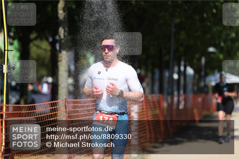 07.09.2025 - 19. Norderstedt Triathlon Michael Strokosch http://msf.ph/oto/8809330 07.09.2025 13:23:35 Laufen 174, 183, 1234 meine-sportfotos.de