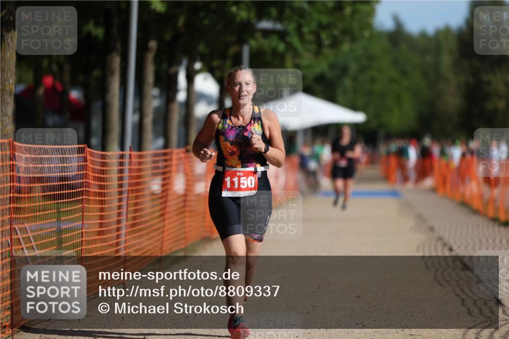 07.09.2025 - 19. Norderstedt Triathlon Michael Strokosch http://msf.ph/oto/8809337 07.09.2025 10:36:30 Laufen 1150 meine-sportfotos.de