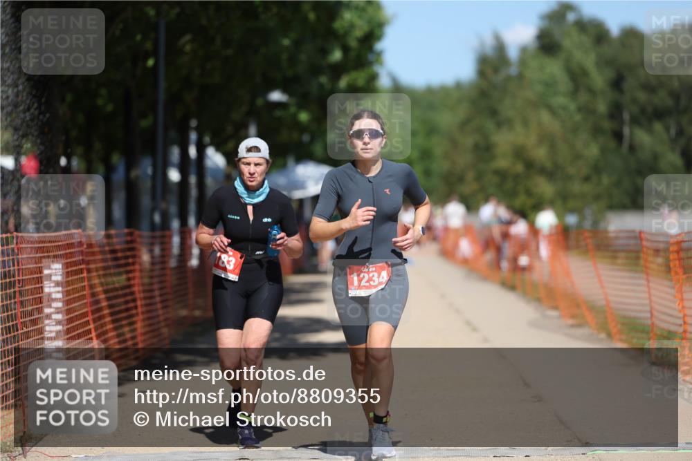 07.09.2025 - 19. Norderstedt Triathlon Michael Strokosch http://msf.ph/oto/8809355 07.09.2025 13:23:38 Laufen 174, 183, 1234 meine-sportfotos.de