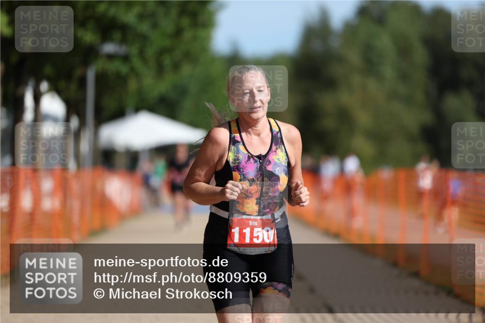 07.09.2025 - 19. Norderstedt Triathlon Michael Strokosch http://msf.ph/oto/8809359 07.09.2025 10:36:32 Laufen 1150 meine-sportfotos.de