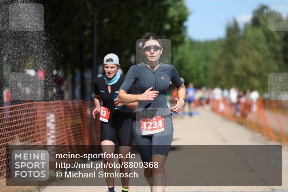07.09.2025 - 19. Norderstedt Triathlon Michael Strokosch http://msf.ph/oto/8809368 07.09.2025 13:23:39 Laufen 183, 1234 meine-sportfotos.de