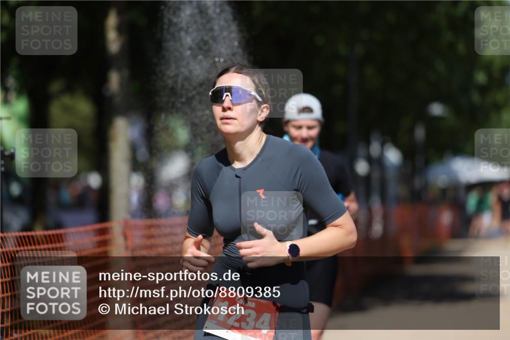 07.09.2025 - 19. Norderstedt Triathlon Michael Strokosch http://msf.ph/oto/8809385 07.09.2025 13:23:40 Laufen 183, 1234 meine-sportfotos.de