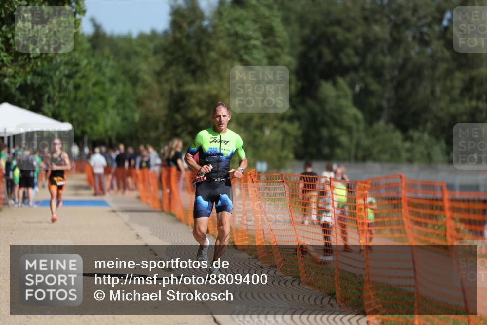 07.09.2025 - 19. Norderstedt Triathlon Michael Strokosch http://msf.ph/oto/8809400 07.09.2025 11:36:58 Laufen 771 meine-sportfotos.de