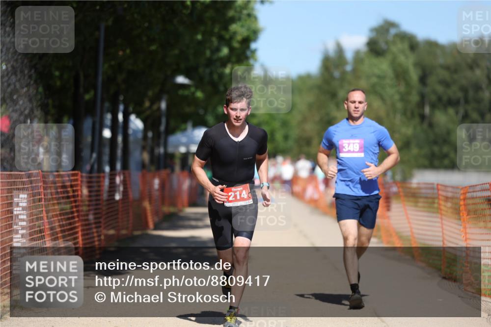 07.09.2025 - 19. Norderstedt Triathlon Michael Strokosch http://msf.ph/oto/8809417 07.09.2025 13:23:52 Laufen 214, 349 meine-sportfotos.de