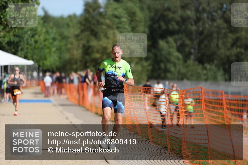 07.09.2025 - 19. Norderstedt Triathlon Michael Strokosch http://msf.ph/oto/8809419 07.09.2025 11:36:59 Laufen 771 meine-sportfotos.de