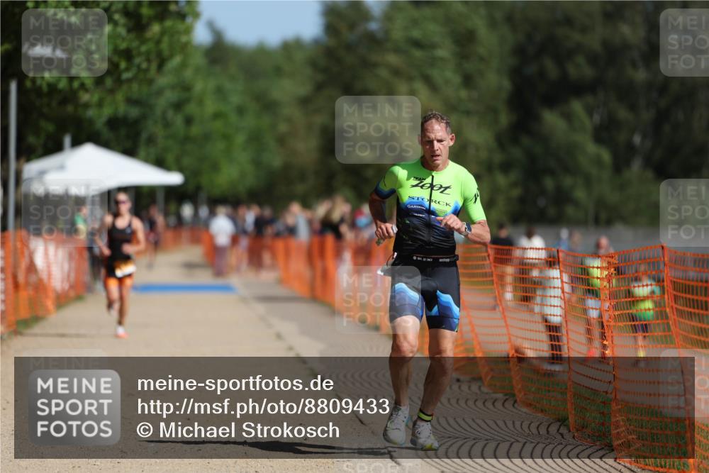 07.09.2025 - 19. Norderstedt Triathlon Michael Strokosch http://msf.ph/oto/8809433 07.09.2025 11:37:00 Laufen 771, 1191 meine-sportfotos.de