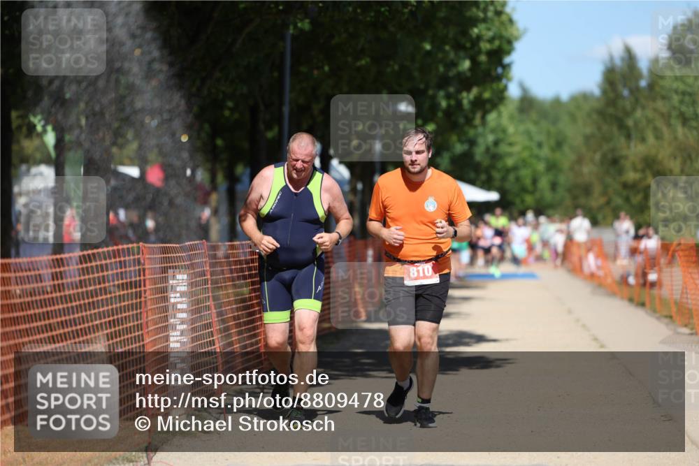 07.09.2025 - 19. Norderstedt Triathlon Michael Strokosch http://msf.ph/oto/8809478 07.09.2025 13:24:15 Laufen 160, 725, 810 meine-sportfotos.de