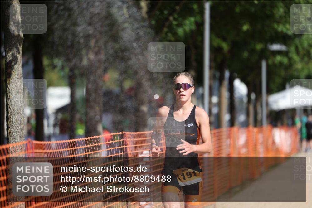 07.09.2025 - 19. Norderstedt Triathlon Michael Strokosch http://msf.ph/oto/8809488 07.09.2025 11:37:07 Laufen 771, 1191 meine-sportfotos.de