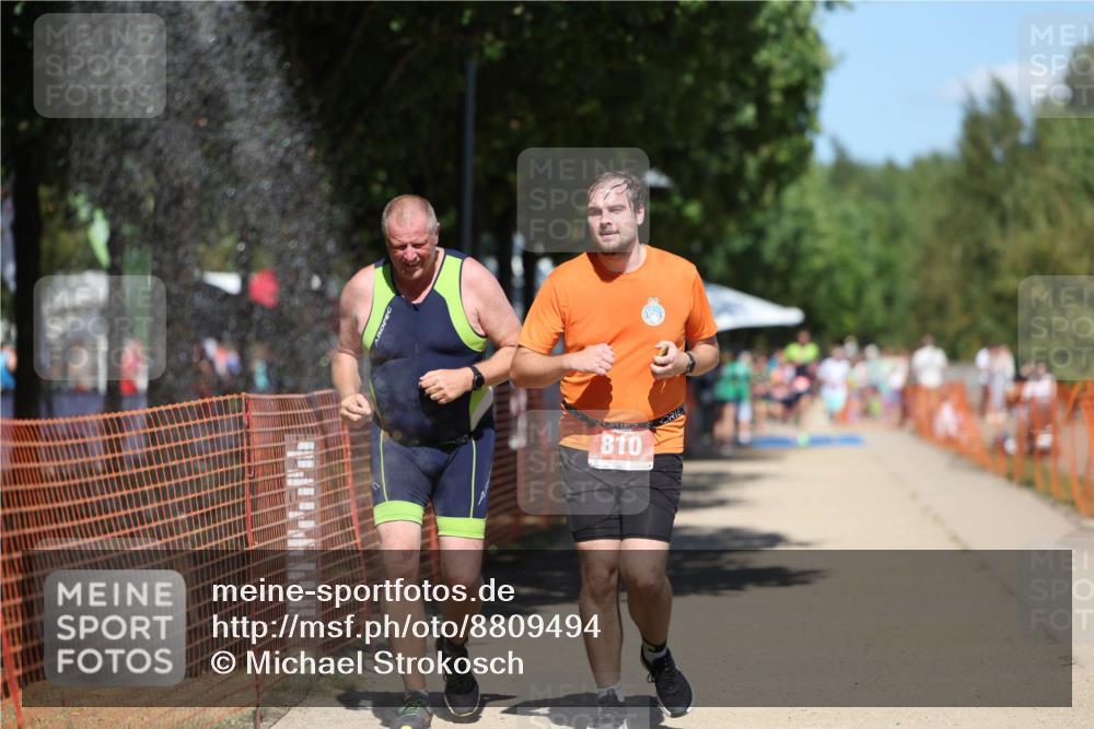 07.09.2025 - 19. Norderstedt Triathlon Michael Strokosch http://msf.ph/oto/8809494 07.09.2025 13:24:16 Laufen 160, 725, 810 meine-sportfotos.de
