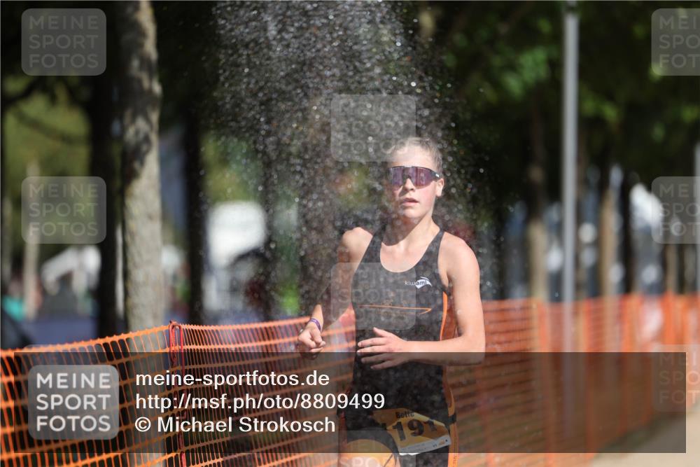 07.09.2025 - 19. Norderstedt Triathlon Michael Strokosch http://msf.ph/oto/8809499 07.09.2025 11:37:08 Laufen 1191 meine-sportfotos.de