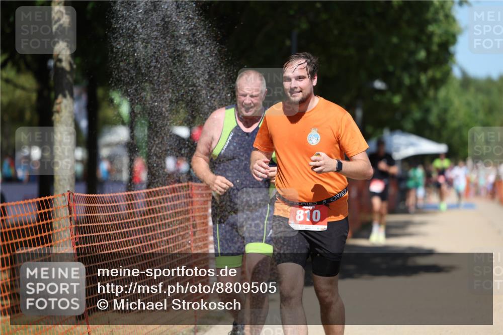 07.09.2025 - 19. Norderstedt Triathlon Michael Strokosch http://msf.ph/oto/8809505 07.09.2025 13:24:18 Laufen 725, 810, 1328 meine-sportfotos.de