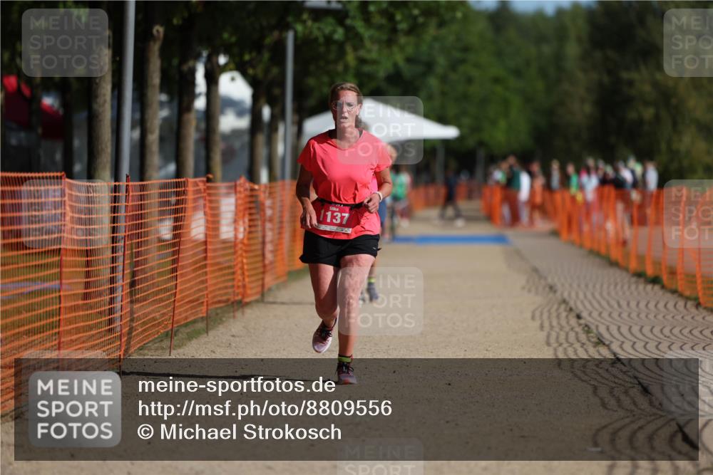 07.09.2025 - 19. Norderstedt Triathlon Michael Strokosch http://msf.ph/oto/8809556 07.09.2025 10:37:07 Laufen 1137 meine-sportfotos.de