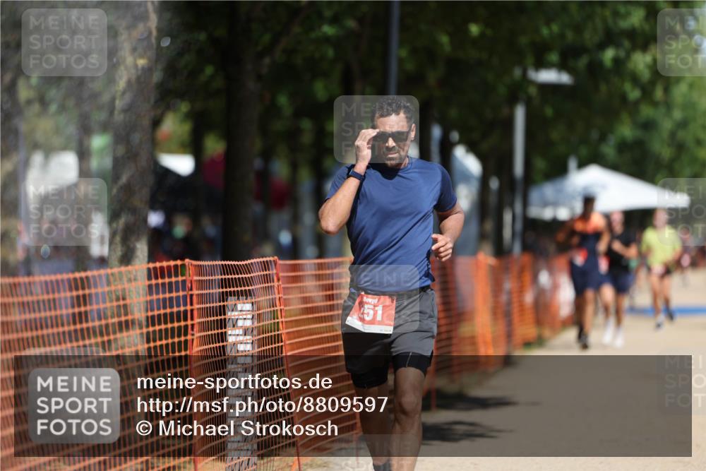 07.09.2025 - 19. Norderstedt Triathlon Michael Strokosch http://msf.ph/oto/8809597 07.09.2025 12:46:49 Laufen 251, 788 meine-sportfotos.de