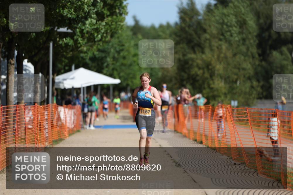 07.09.2025 - 19. Norderstedt Triathlon Michael Strokosch http://msf.ph/oto/8809620 07.09.2025 11:37:36 Laufen 1167 meine-sportfotos.de