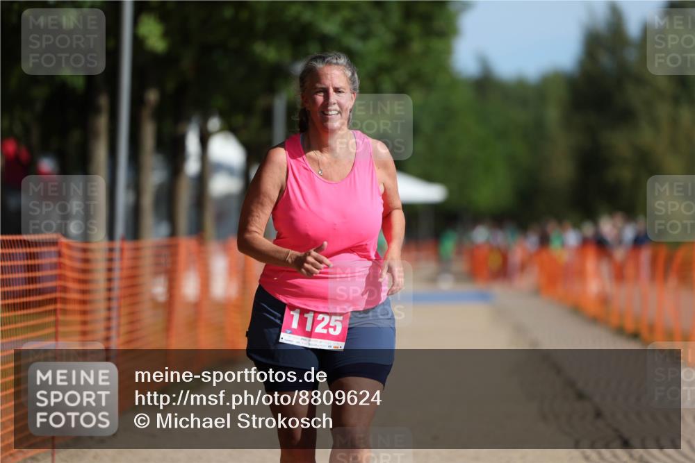 07.09.2025 - 19. Norderstedt Triathlon Michael Strokosch http://msf.ph/oto/8809624 07.09.2025 10:37:19 Laufen 1125 meine-sportfotos.de