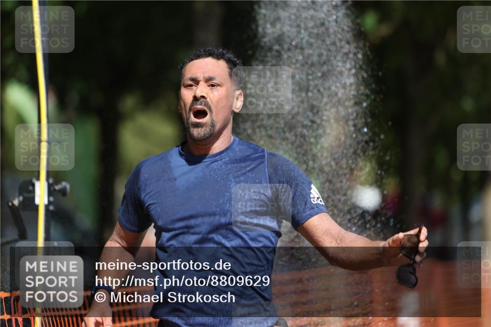 07.09.2025 - 19. Norderstedt Triathlon Michael Strokosch http://msf.ph/oto/8809629 07.09.2025 12:46:52 Laufen 251, 696 meine-sportfotos.de
