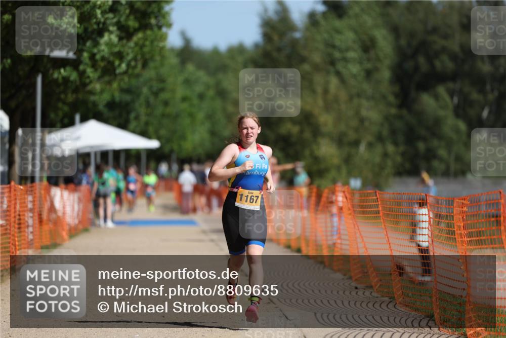 07.09.2025 - 19. Norderstedt Triathlon Michael Strokosch http://msf.ph/oto/8809635 07.09.2025 11:37:38 Laufen 1167 meine-sportfotos.de