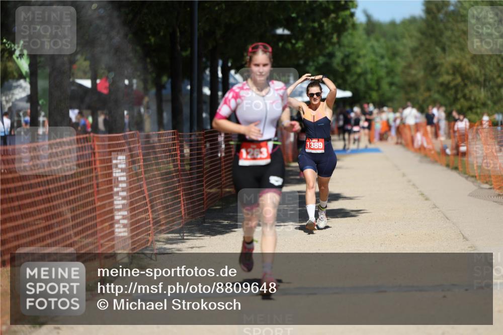 07.09.2025 - 19. Norderstedt Triathlon Michael Strokosch http://msf.ph/oto/8809648 07.09.2025 13:24:35 Laufen 275, 331, 1263, 1389 meine-sportfotos.de