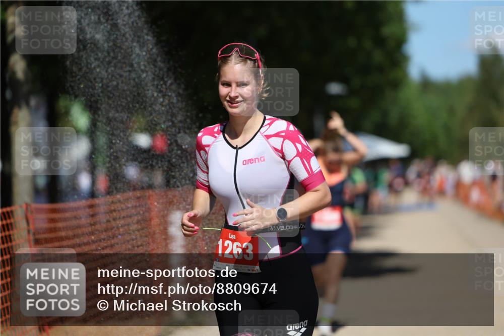 07.09.2025 - 19. Norderstedt Triathlon Michael Strokosch http://msf.ph/oto/8809674 07.09.2025 13:24:37 Laufen 331, 1263, 1389, 1396 meine-sportfotos.de