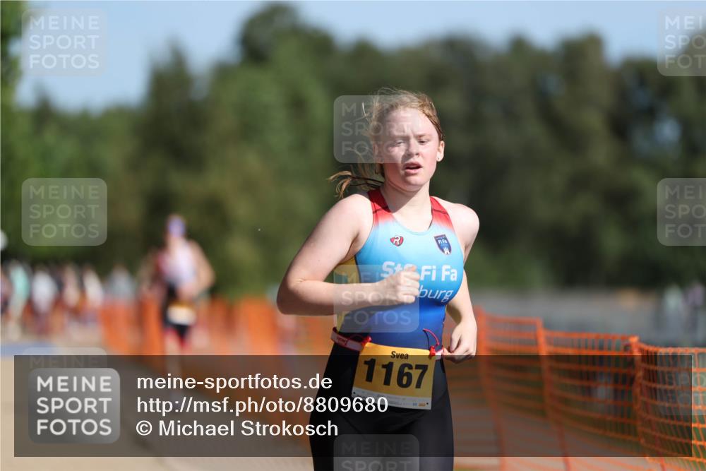 07.09.2025 - 19. Norderstedt Triathlon Michael Strokosch http://msf.ph/oto/8809680 07.09.2025 11:37:42 Laufen 1158, 1167 meine-sportfotos.de