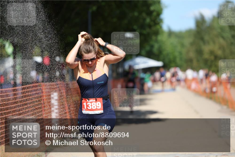 07.09.2025 - 19. Norderstedt Triathlon Michael Strokosch http://msf.ph/oto/8809694 07.09.2025 13:24:39 Laufen 1263, 1389, 1396 meine-sportfotos.de