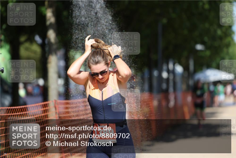 07.09.2025 - 19. Norderstedt Triathlon Michael Strokosch http://msf.ph/oto/8809702 07.09.2025 13:24:39 Laufen 1263, 1389, 1396 meine-sportfotos.de