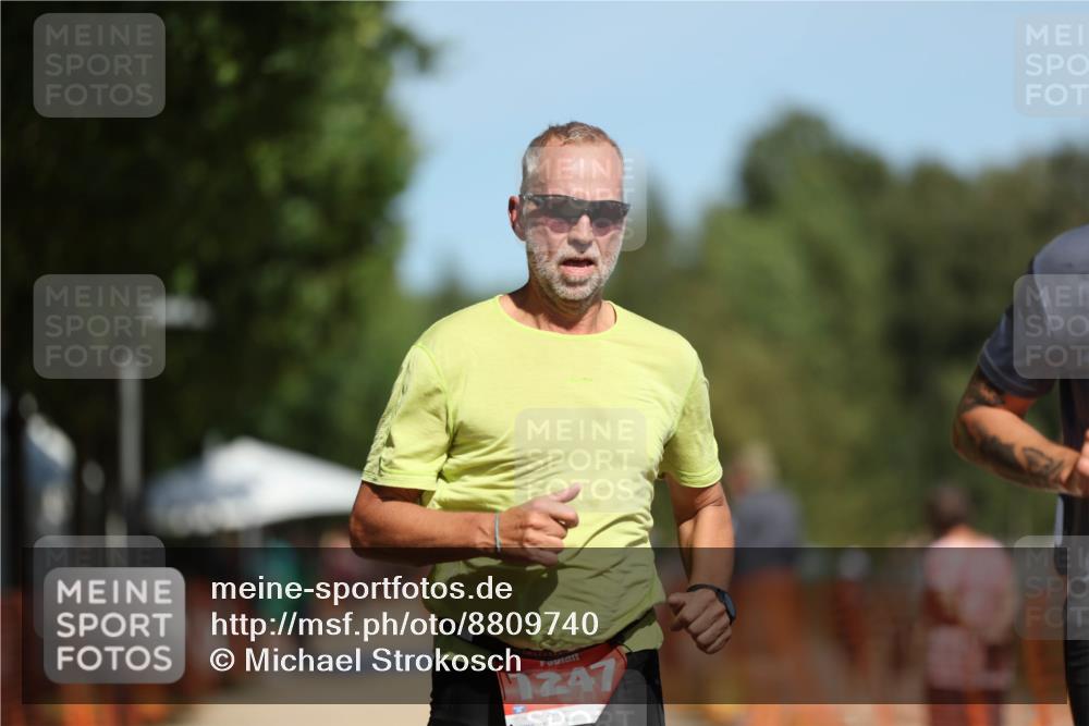 07.09.2025 - 19. Norderstedt Triathlon Michael Strokosch http://msf.ph/oto/8809740 07.09.2025 12:47:06 Laufen 776, 1247 meine-sportfotos.de