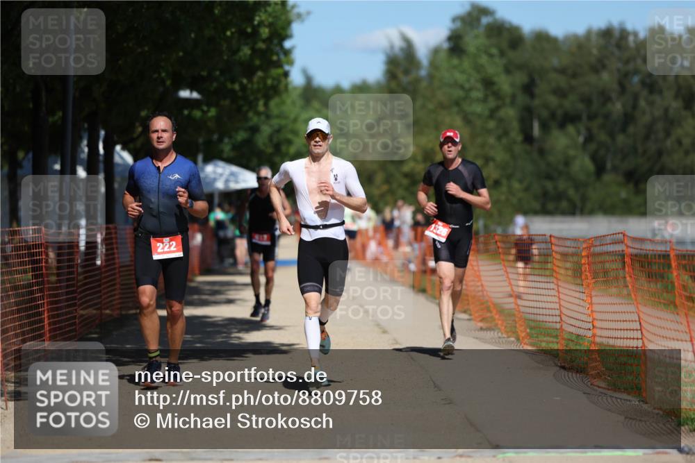 07.09.2025 - 19. Norderstedt Triathlon Michael Strokosch http://msf.ph/oto/8809758 07.09.2025 13:24:53 Laufen 222, 813, 1326, 1366 meine-sportfotos.de