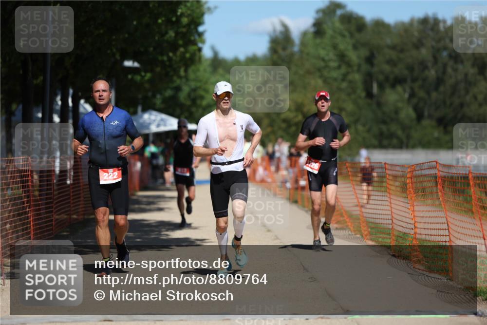 07.09.2025 - 19. Norderstedt Triathlon Michael Strokosch http://msf.ph/oto/8809764 07.09.2025 13:24:53 Laufen 222, 813, 1326, 1366 meine-sportfotos.de